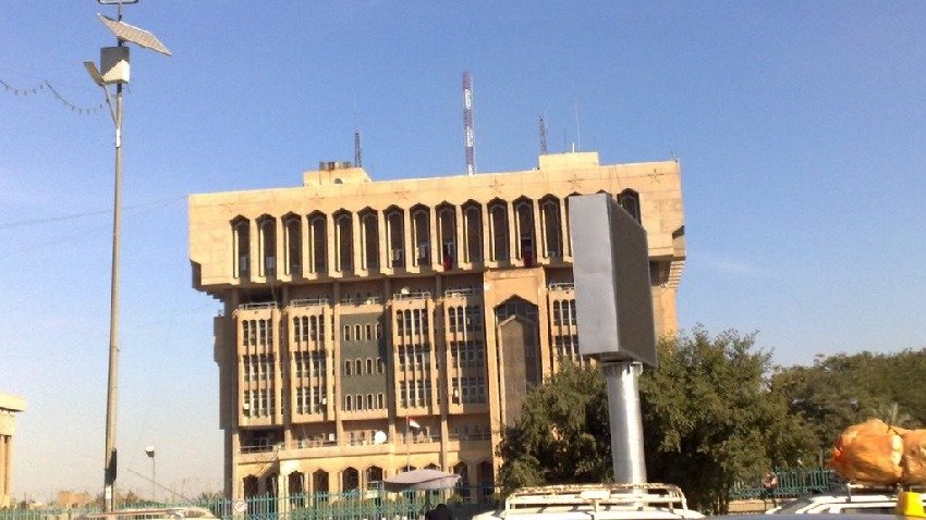 أمانة بغداد تتجه لتوسيع المساحات الخضراء واستبدال النخيل بأشجار ظليلة