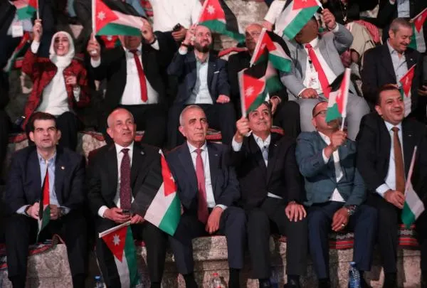 وزارة الثقافة تنظم إحتفالاً وطنيًا مهيبًا يليق باليوم الوطني للعلم الأردني