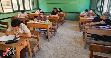 ضبط طالب ثانوي حاول دخول امتحان الإعدادية بدل زميله بالدقهلية