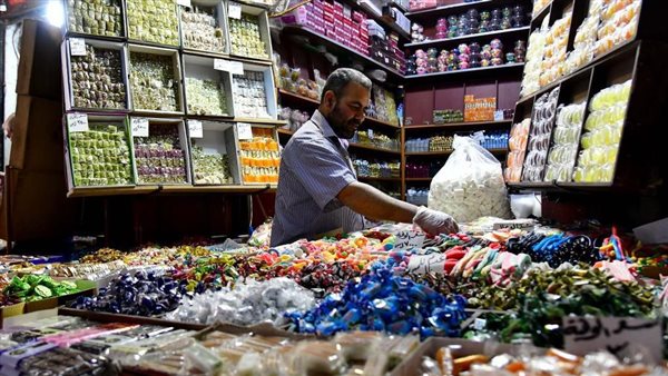 العيد في أرقام، كم تنفق الأسر ومن يربح الموسم؟