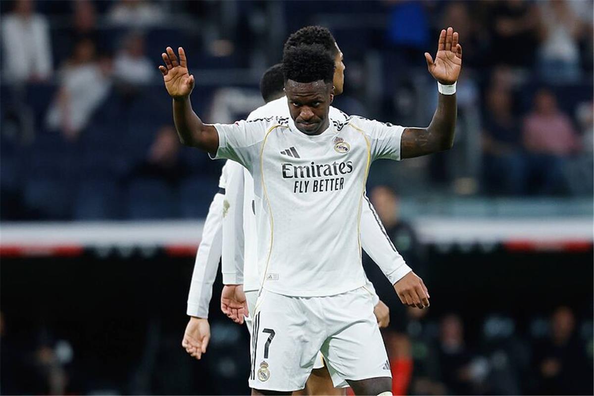 بديل فينيسيوس.. ريال مدريد يستهدف التعاقد مع لاعب من الدوري الإيطالي