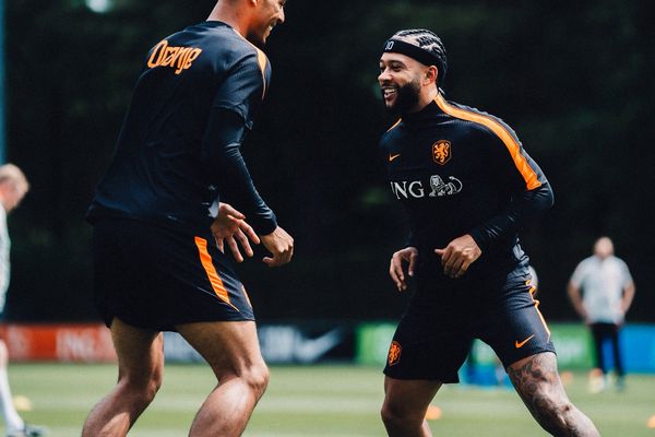 فان دايك يثق في قدرة منتخب هولندا على التتويج بلقب كأس العالم