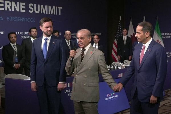 شهباز شريف يعرب عن تفاؤله بنتائج المفاوضات الأمريكية الإيرانية وفانس يؤكد إحراز تقدم في الملفات الإقليمية