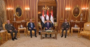 الرئيس السيسى يشهد حفل تكريم الفريق أول عبد المجيد صقر وزير الدفاع السابق