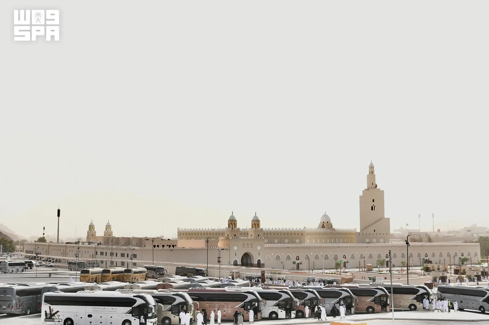 منظومة الخدمات في ميقات ذي الحليفة تعزّز انسيابية تفويج الحجاج إلى مكة المكرمة