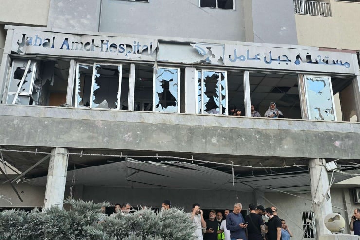 في لعبة “الأوراق الرابحة”.. شروط إسرائيل التعجيزية تمنح إيران السيطرة على سياسة لبنان