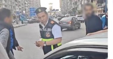خناقة على أولوية المرور.. الحقيقة الكاملة لفيديو مشادة المحاسب وربة المنزل