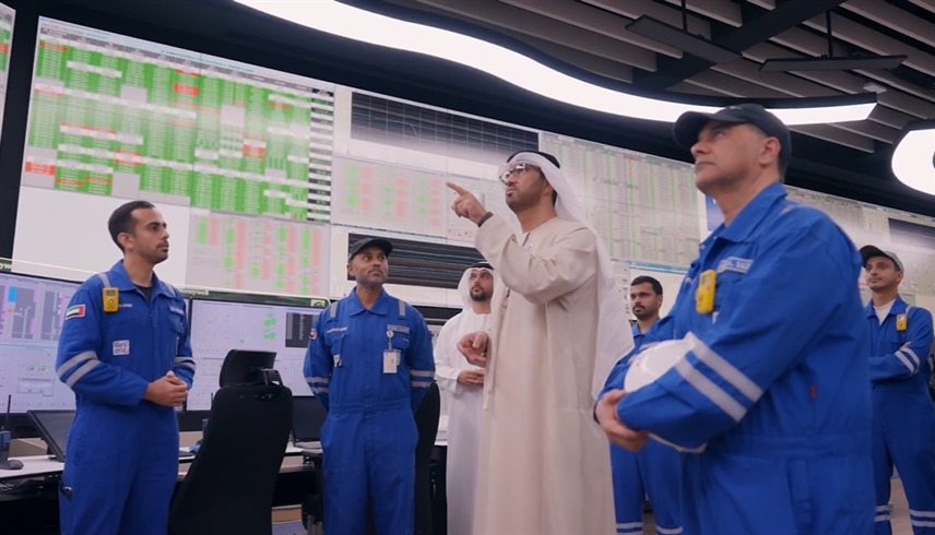 سلطان الجابر يطلع على إجراءات ضمان الجاهزية والمرونة التشغيلية في "أدنوك"