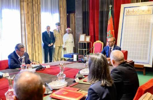 توقع. جلالة الملك يترأس اليوم إجتماع عمل بالقصر الملكي بالدار البيضاء