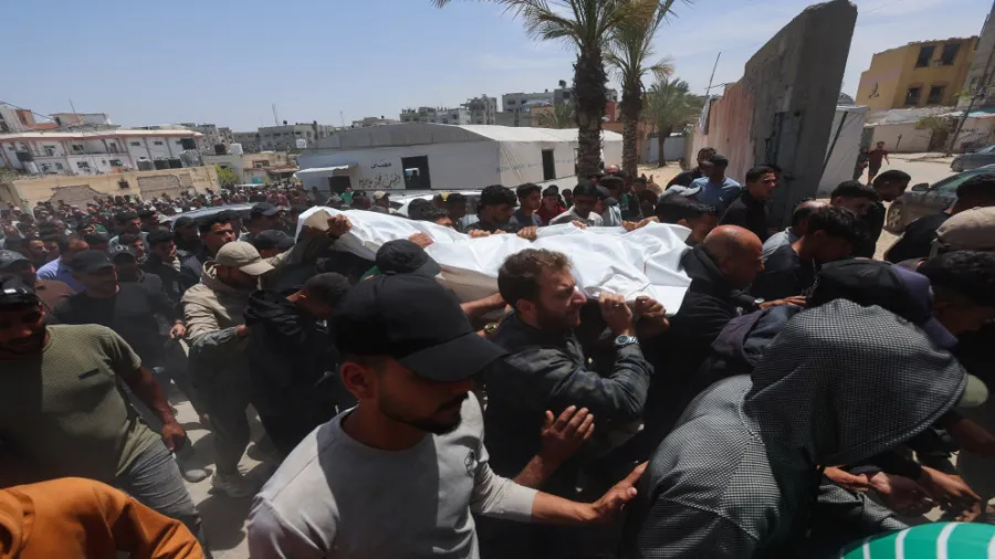ارتفاع حصيلة الشهداء في غزة إلى 72,775 منذ بدء العدوان