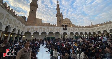 اليوم.. طلاب النقل الثانوى الأزهرى يؤدون الامتحان فى الفقه والرياضيات البحتة