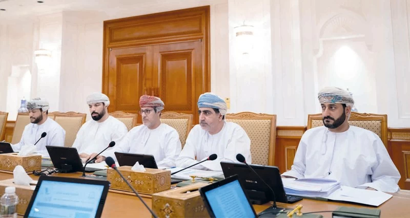 مكتب «الشورى» يناقش تعزيز كفاءة خدمات الكهرباء والمياه فـي سلطنة عمان