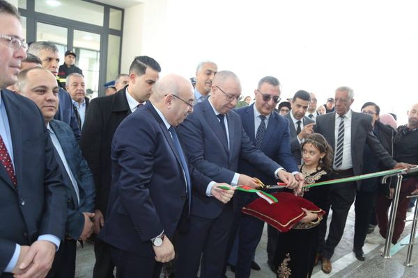 قويدري يُطلق خدمات الوكالة الوطنية للمواد الصيدلانية شرق الجزائر