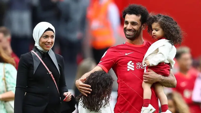 طفلتا صلاح ترفضان التخلي عن ليفربول