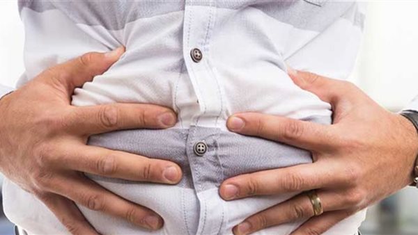 القومي للتغذية يوضح أسباب الإصابة بالانتفاخ (فيديو)