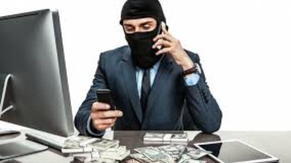 قانون مكافحة جرائم تقنية المعلومات، تعرف على عقوبات جرائم النصب الإلكتروني