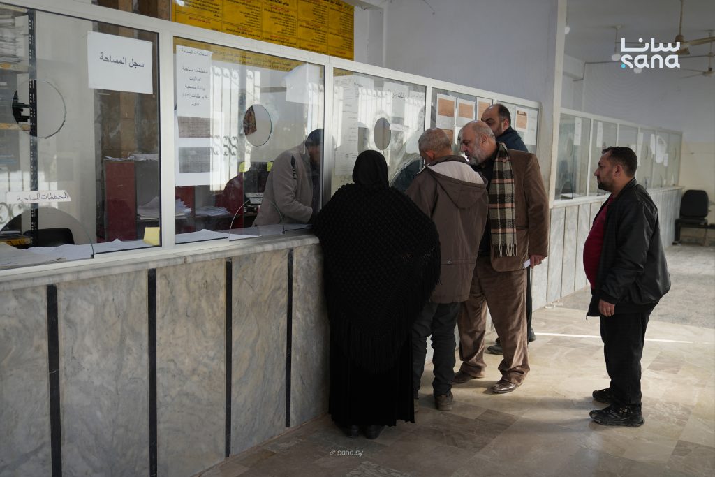 السجل العقاري في إدلب يواصل تقديم خدماته ويستعد لإطلاق خدمة التراسل الإلكتروني