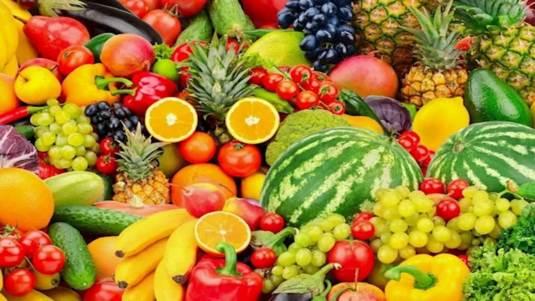 مخاطر استبدال وجبة العشاء بالفاكهة