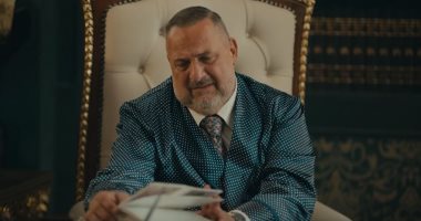 مسلسل أولاد الراعى الحلقة 2.. خالد الصاوى يبكى على ابنه ويبكى المشاهدين معه