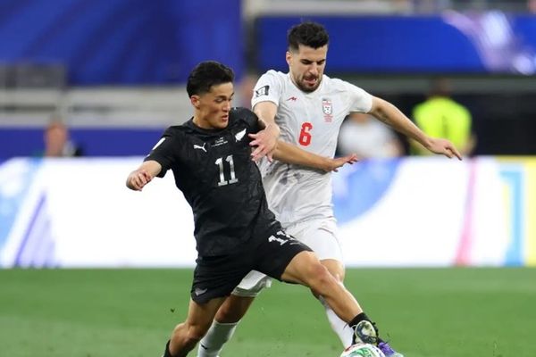 تعادلُ إيران ونيوزيلندا في منافسات المجموعة السابعة لكأس العالم