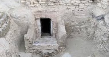 "لوفيجارو" تبرز اكتشاف مقبرة عمرها 3000 عام فى الأقصر جنوب مصر