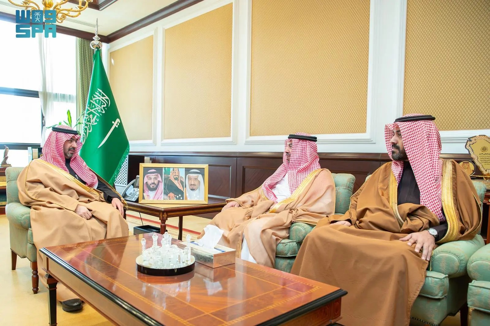 نائب أمير تبوك يستقبل العضو المنتدب لشركة تبوك للتنمية الزراعية