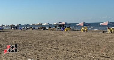 تعرف على معنى وجود العلم الأصفر على شاطئ بورسعيد