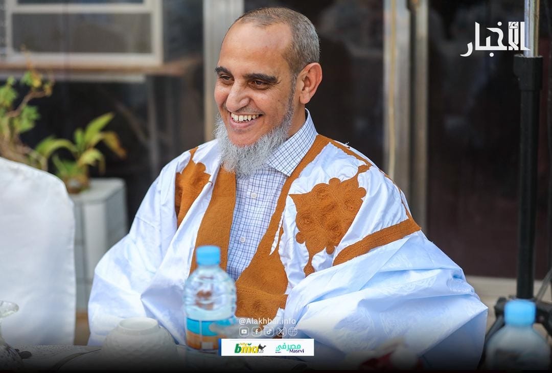 حضور سياسي وعلمي متنوع في الإفطار السنوي لحزب "تواصل" (فيديو)