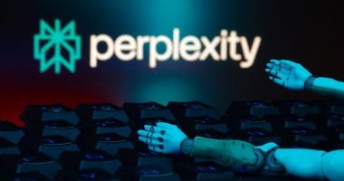 AI يدير أموالك.. تعرف على ميزة Perplexity إدارة الأموال عبر حسابك البنكى