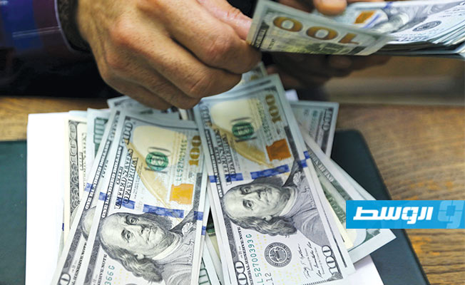 الدولار يصعد 4 قروش في أسبوع بالسوق الموازية