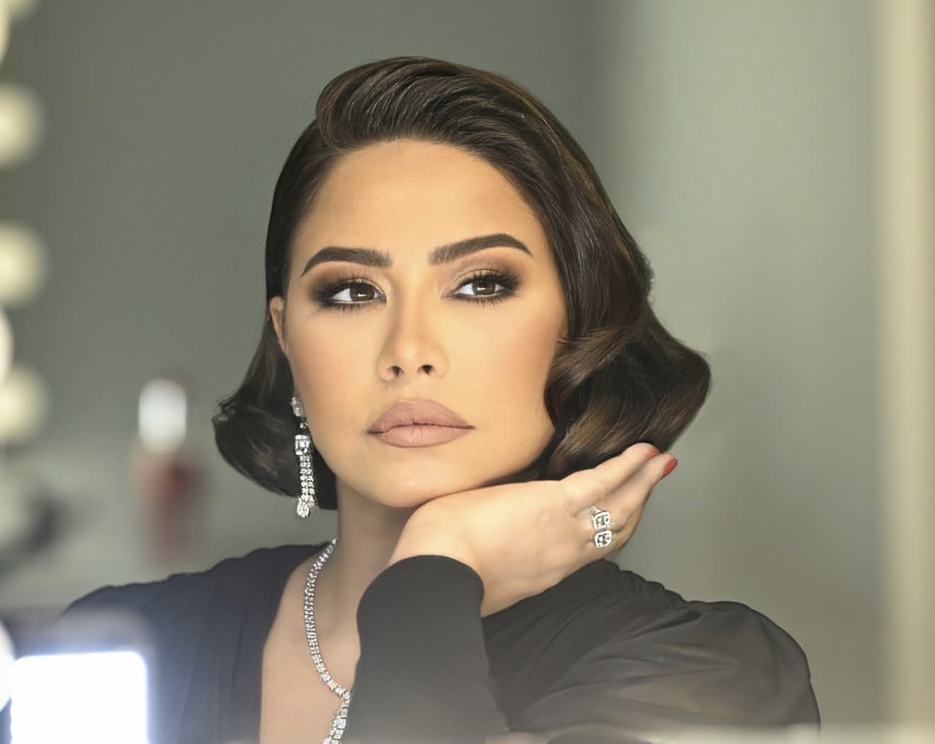 بأغنية “الحضن شوك”.. شيرين تعود للساحة الفنية وتشكر جمهورها