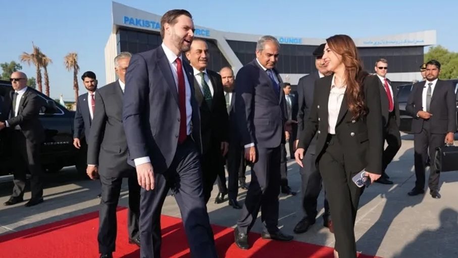قبل انتهاء الهدنة.. عرض إيراني جديد ومصادر تؤكد توجه فانس لباكستان