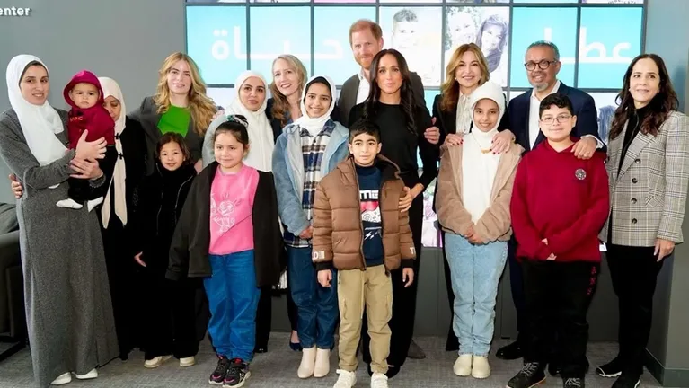 الأميرة غيداء تستقبل وفدا من منظمة الصحة العالمية برفقة الأميرين هاري وميغان