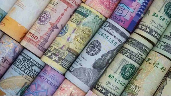 أسعار العملات الأجنبية والعربية في البنك التجاري الدولي بتعاملات اليوم الأربعاء