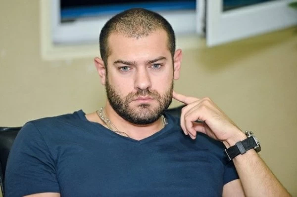 «عيب وما يصحش».. عمرو يوسف يرفض لقب «نمبر ون»