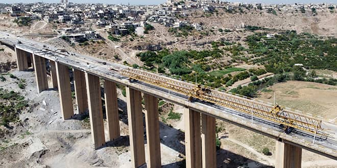 وزير الطوارئ: مشروع تأهيل جسر الرستن دخل مراحله النهائية