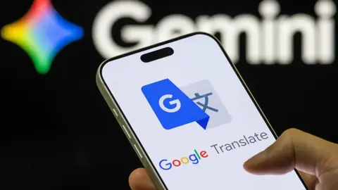 بمناسبة مرور 20 عاماً.. "غوغل" تطوّر مترجمها ليصبح أداة لتعلّم اللغات