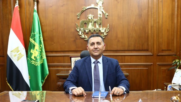 حملات مكثفة بالقليوبية.. والمحافظ: عدم التهاون مع أي مخالفات تمس صحة المواطن