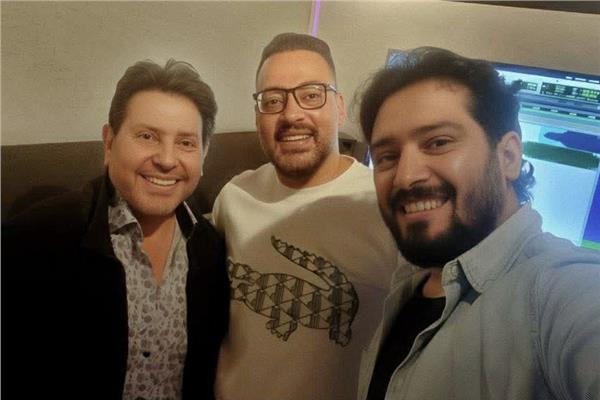 مبقتش أنام.. تفاصيل آخر أغنية سجلها هاني شاكر في الأستوديو