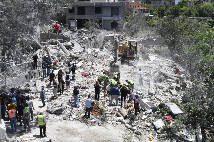 لبنان.. استشهاد 31 شخصا على الأقل الثلاثاء وحزب الله يخوض اشتباكات مباشرة مع قوات إسرائيلية