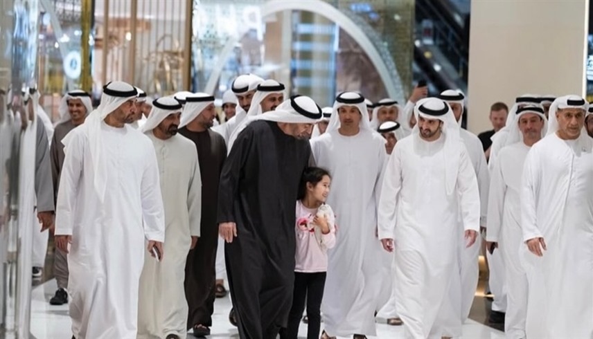 "ترانا بنظهر أقوى".. كيف قدمت الإمارات نموذجاً مختلفاً في إدارة الأزمات؟