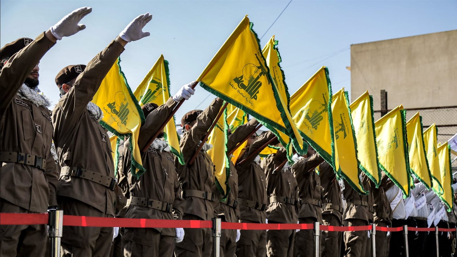 حزب الله : قصفنا بالصواريخ تجمعا لآليات العدو الإسرائيلي جنوبي لبنان