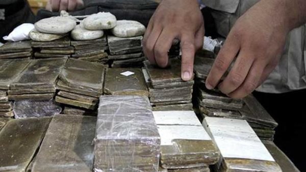 حبس عاطلين بتهمة إدارة مصنع للمواد المخدرة بالإسماعيلية