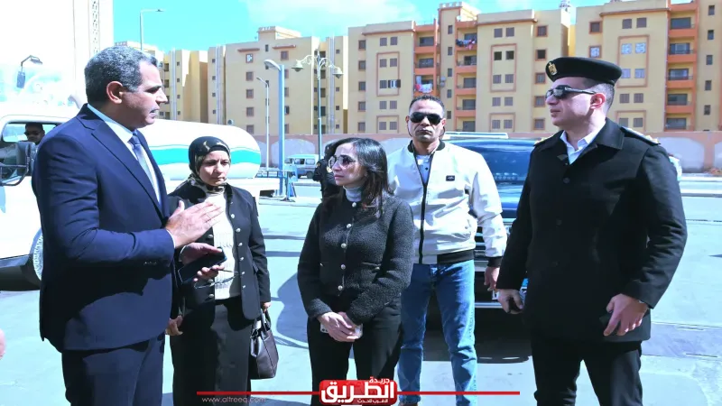 محافظ البحيرة تتفقد عدداً من محطات الوقود بدمنهور