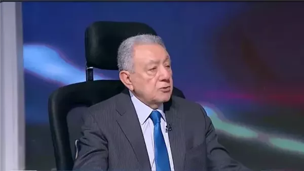 وزير الصحة الأسبق يفجر مفاجأة حول التأمين الصحي الشامل في مصر
