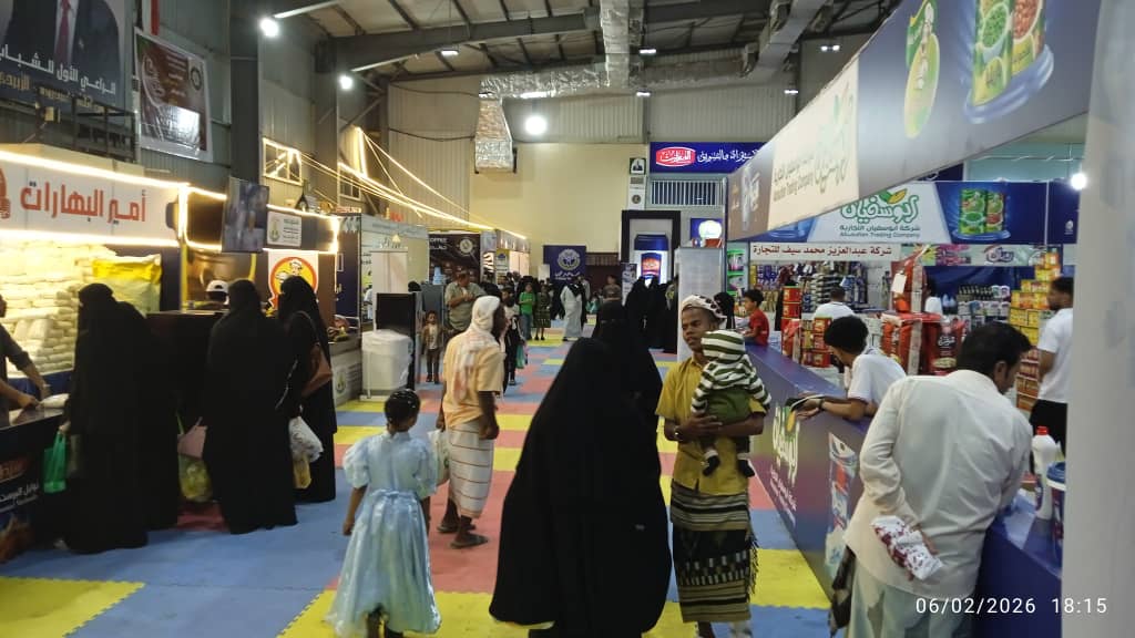 عدن .. توافد واقبال واسع على الخيمة الرمضانية