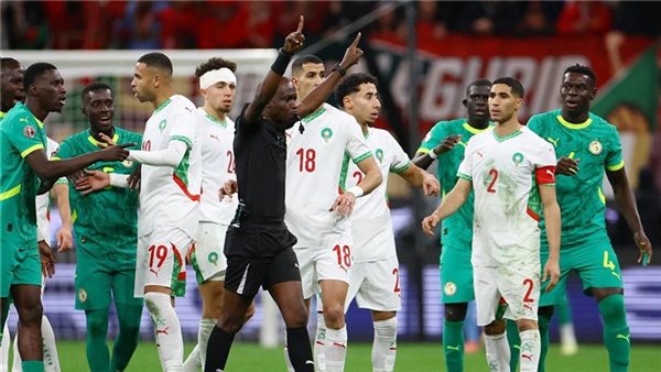 "الكأس لن يغادر".. تصريحات نارية من اتحاد الكرة السنغالي ضد الكاف