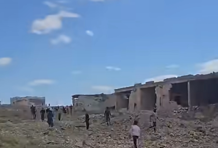 سوريا.. مصرع 3 أطفال إثر انفجار ألغام من مخلفات الحرب في إدلب- (فيديو)