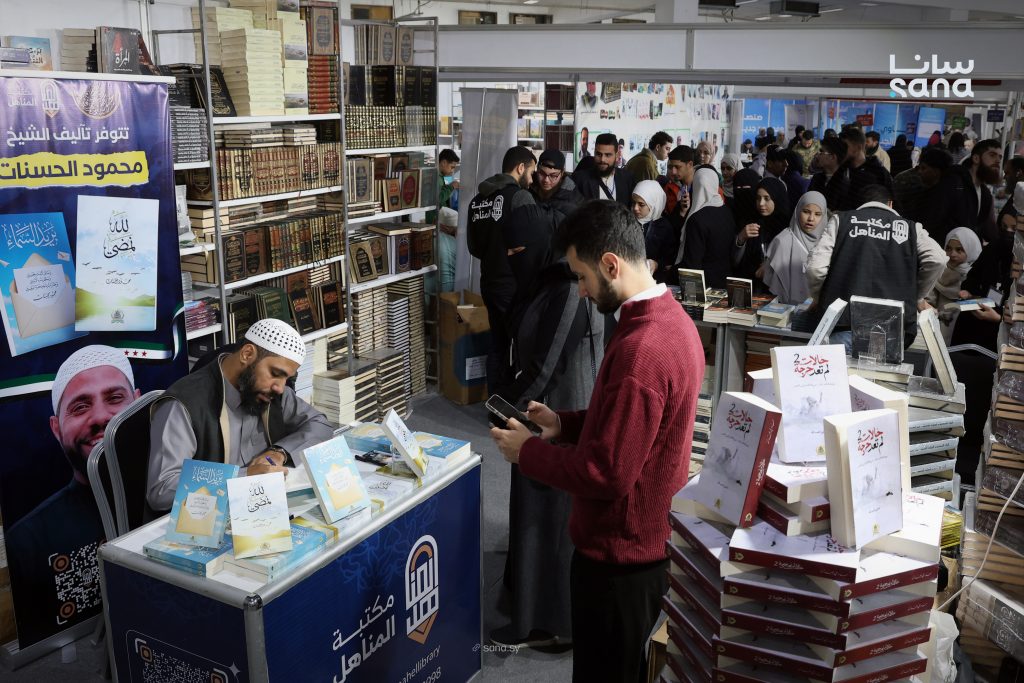 الداعية والكاتب محمود الحسنات يوقع كتابيه في معرض دمشق الدولي للكتاب