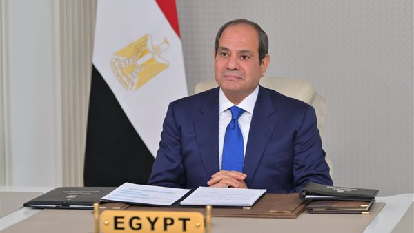 السيسي يبحث مع مساعد بوتين التعاون في مجال الملاحة البحرية وتنفيذ المشروعات المشتركة